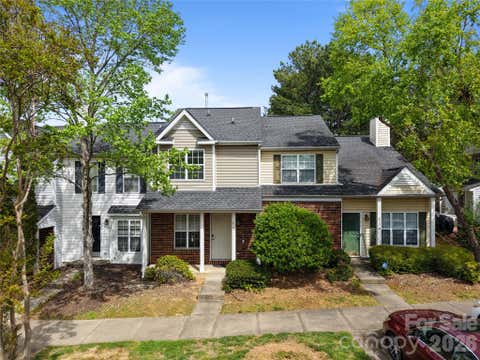 Photo of 622 Emerald Cove Drive, Charlotte, NC 28262 (MLS # 4403048)