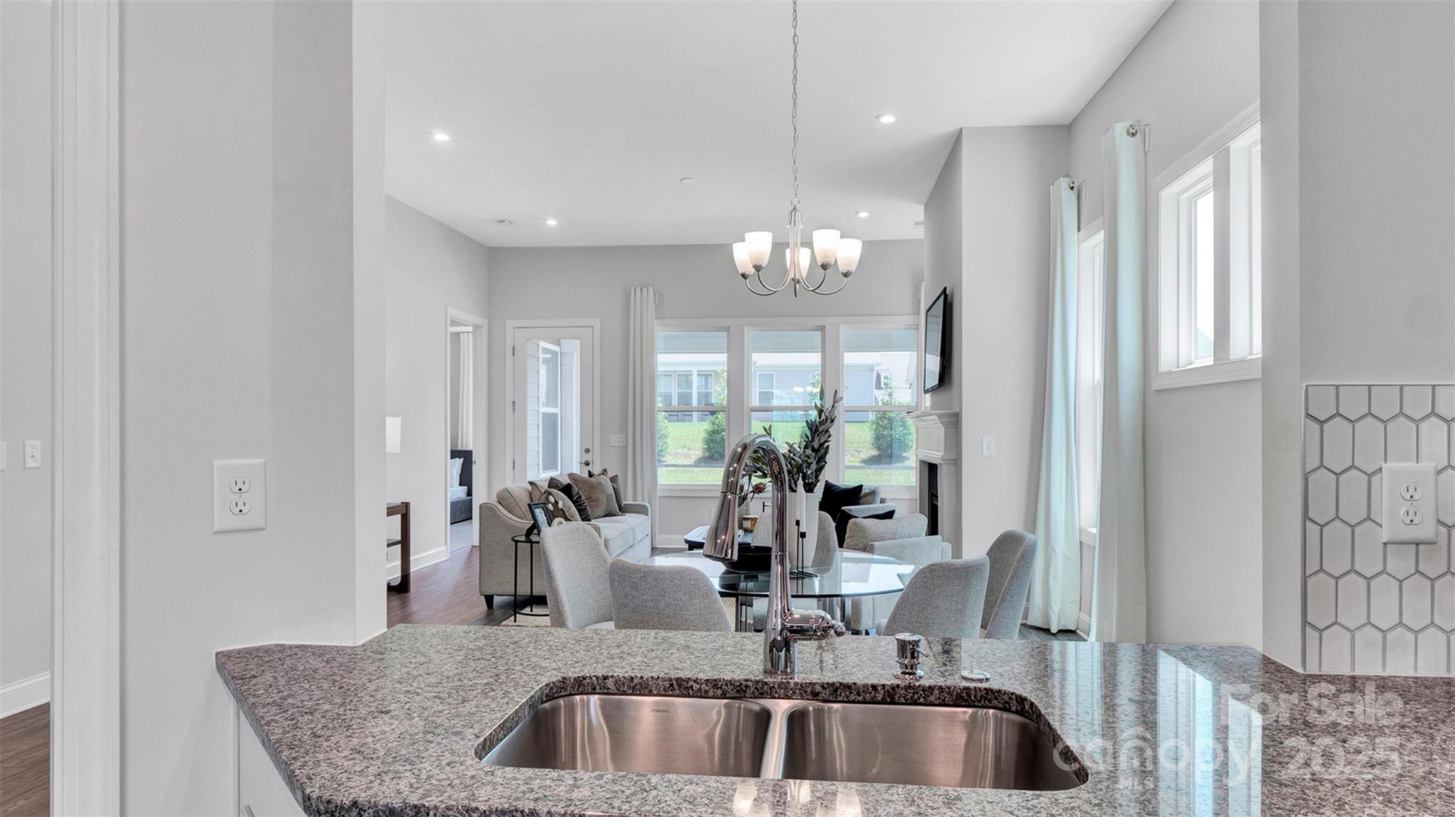 8414 Profit Lane