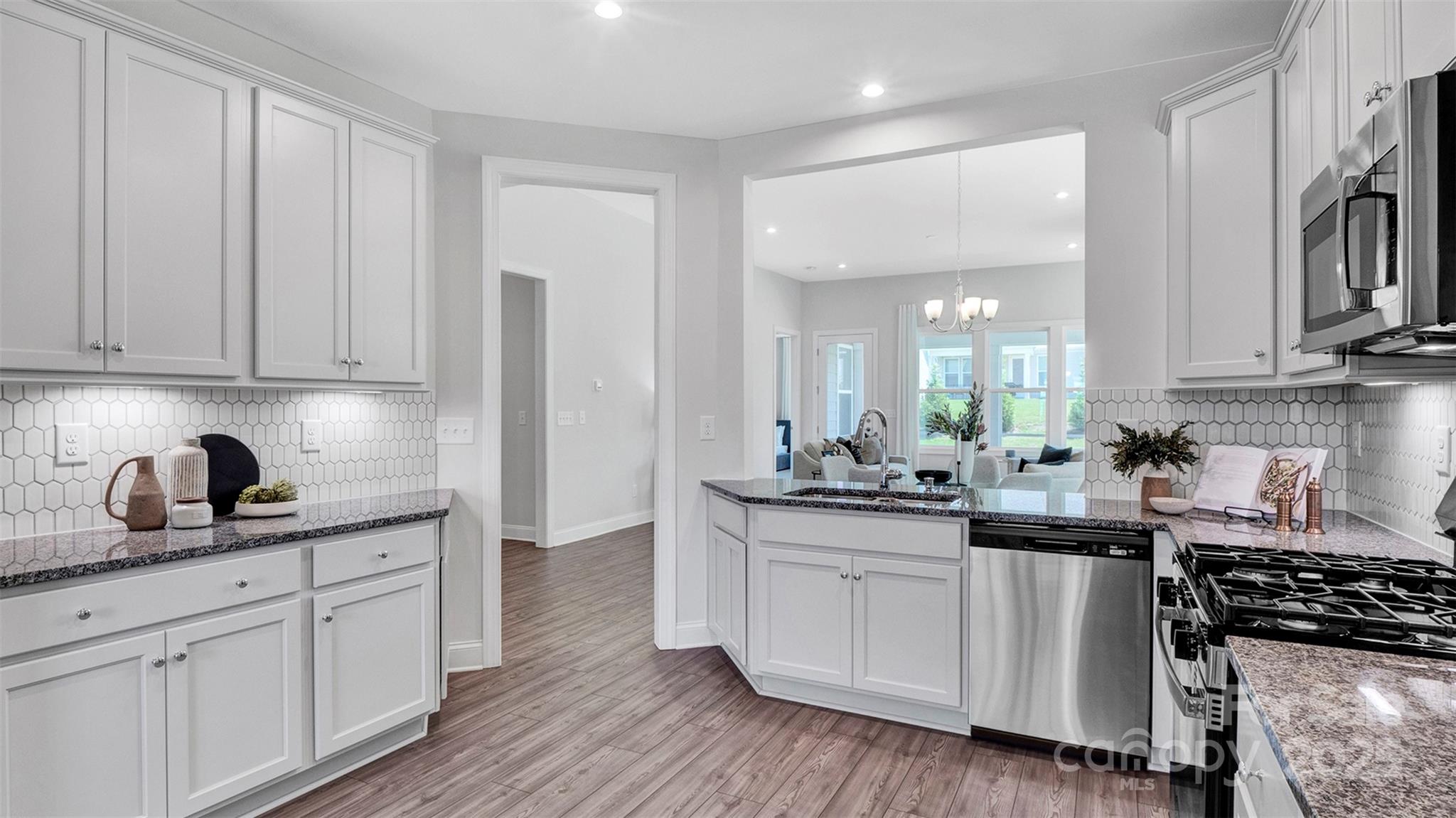 8414 Profit Lane
