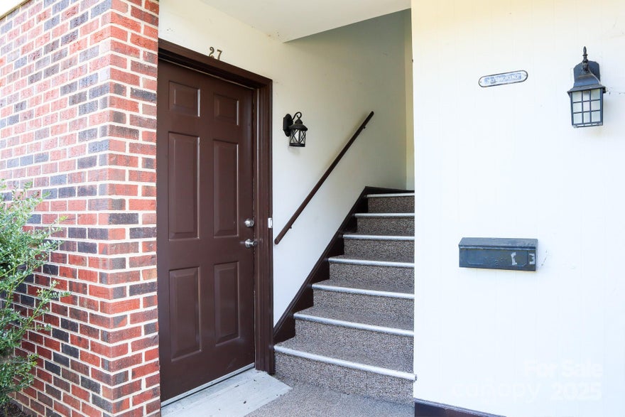 Come check out this newly remodeled 1 bedroom 1 bath condo conveniently located in Hickory. This property offers low maintenance with a functional layout and should prove to be a cost-effective way of living. Updates to this property include an HVAC system, water heater, stainless steel appliances, LVP flooring, ceiling fans, granite countertops with backsplash, painting and more. This is a must-see, so schedule your showing today!!