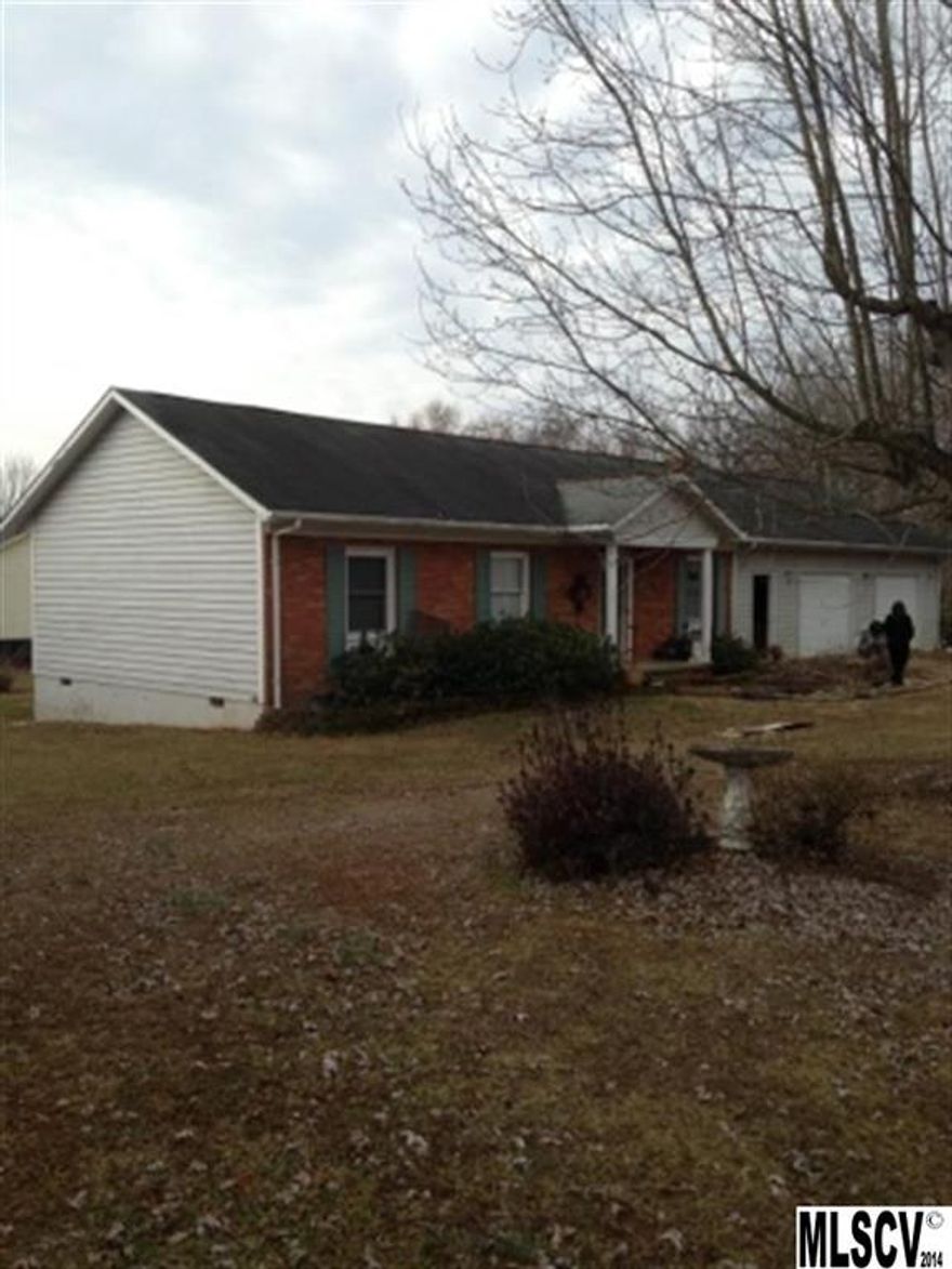 Don't miss this 3 bedroom 2 bath one level home!  It offers a large 2 bay garage that the previous owners used as a rec room.  The level yard and corner lot make for easy maintenance.  Conveniently located just outside of Lenoir and offers easy access to I-40.