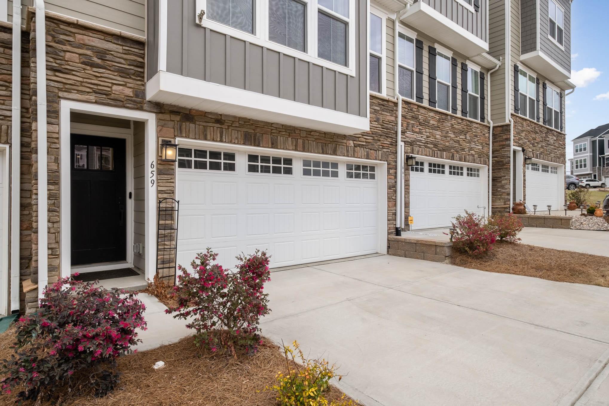 Trinity Townes - Residential