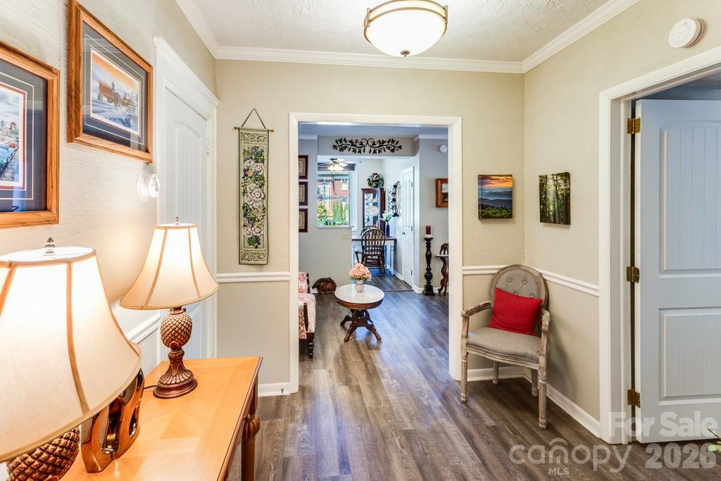 622 S Haywood Street 102