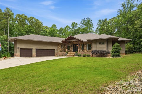 Photo of 9860 Harvest Lane, Davidson, NC 28036 (MLS # 4386863)