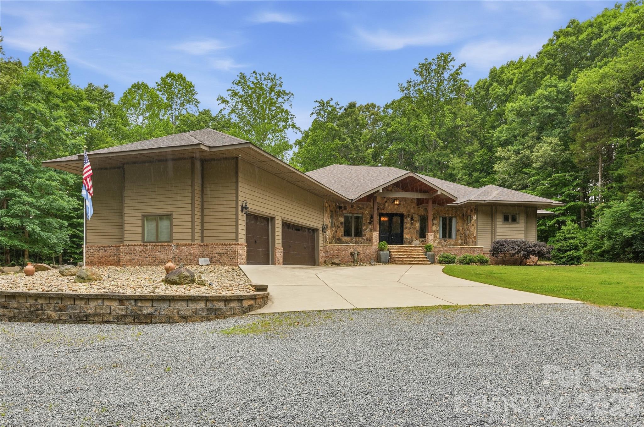 9860 Harvest Lane