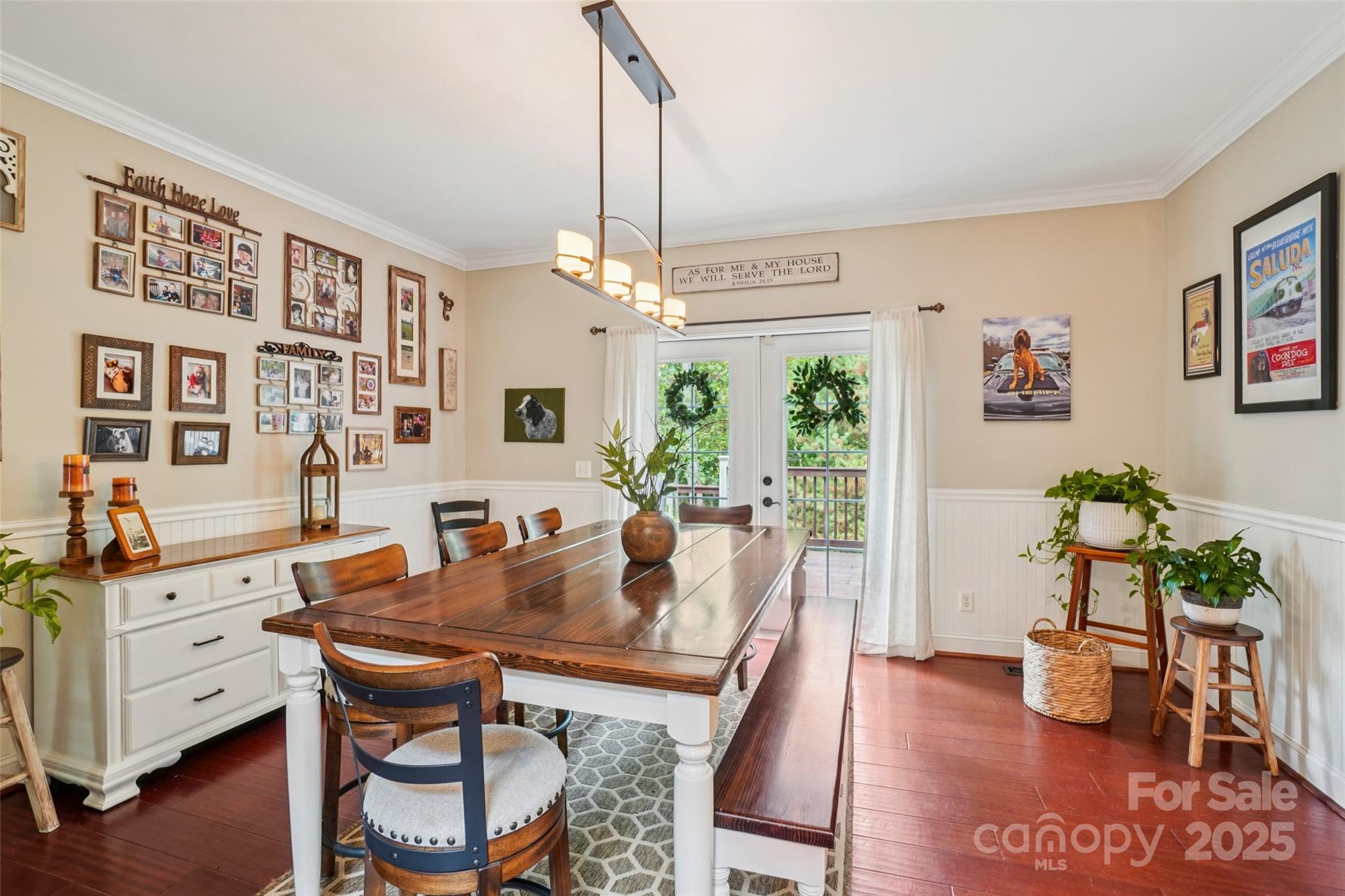 Hickory Falls - Residential