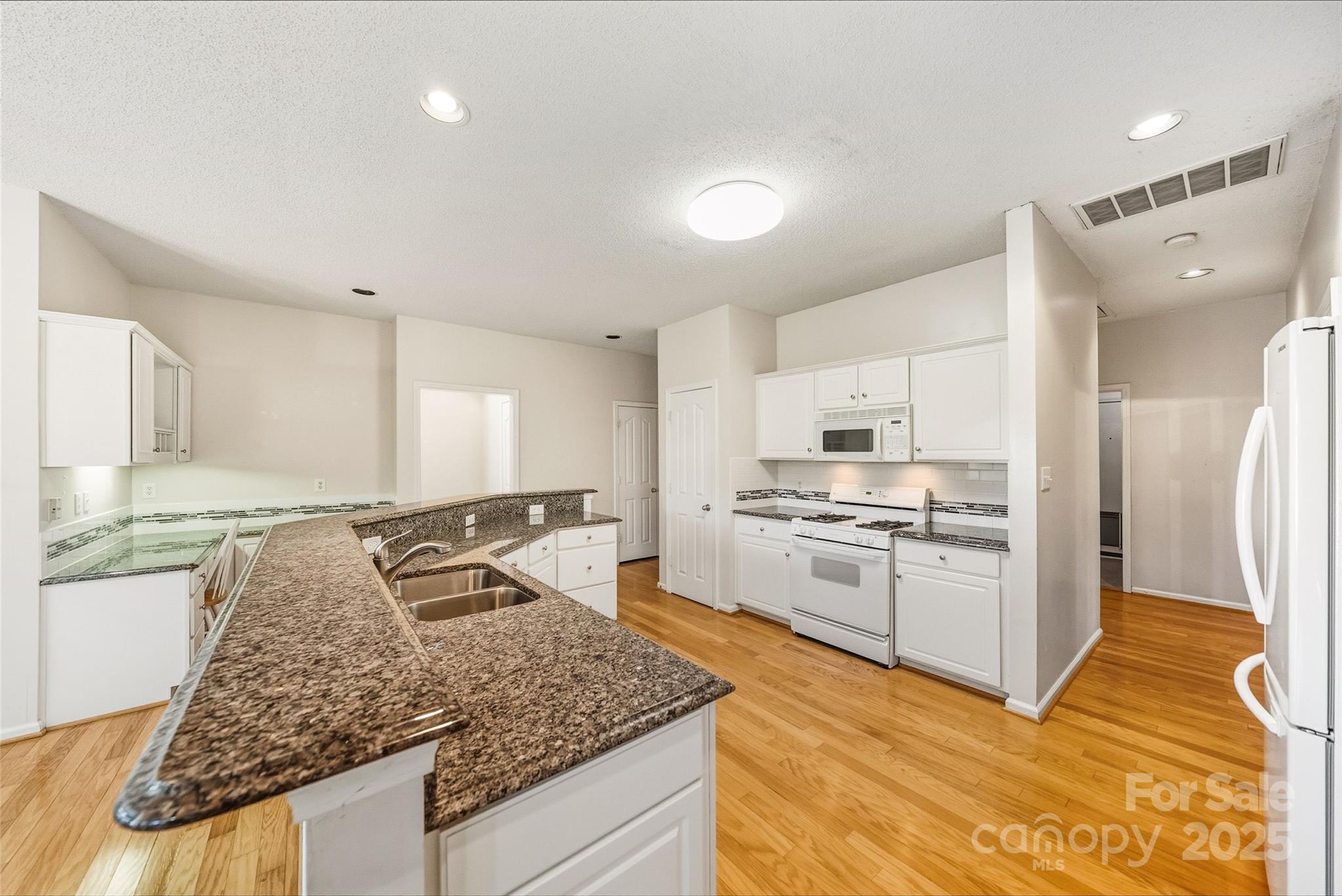 Olde Sycamore - Residential