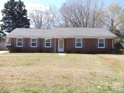 Eastwoods - Residential Lease