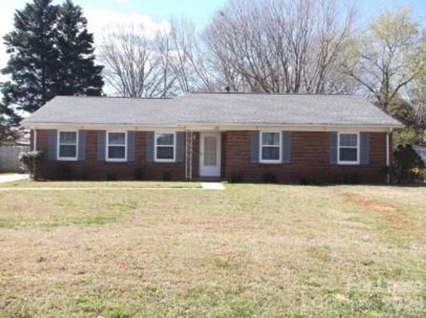 For Rent!

Welcome to this beautifully renovated 3-bedroom, 2-bathroom ranch home offering a comfortable living space. Located in a convenient Charlotte neighborhood, this home features a fully updated kitchen with sleek granite countertops and stainless steel appliances—perfect for cooking and entertaining.

Spacious rooms and laminate wood flooring flow throughout the home, giving it a modern, warm feel. The huge fenced backyard provides ample space for outdoor activities, privacy, and relaxation.

This home combines style, functionality, and a great location—don't miss out on this gem!