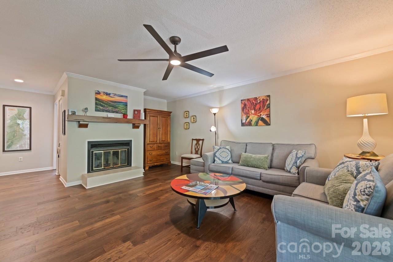 Tri Vista Villas - Residential