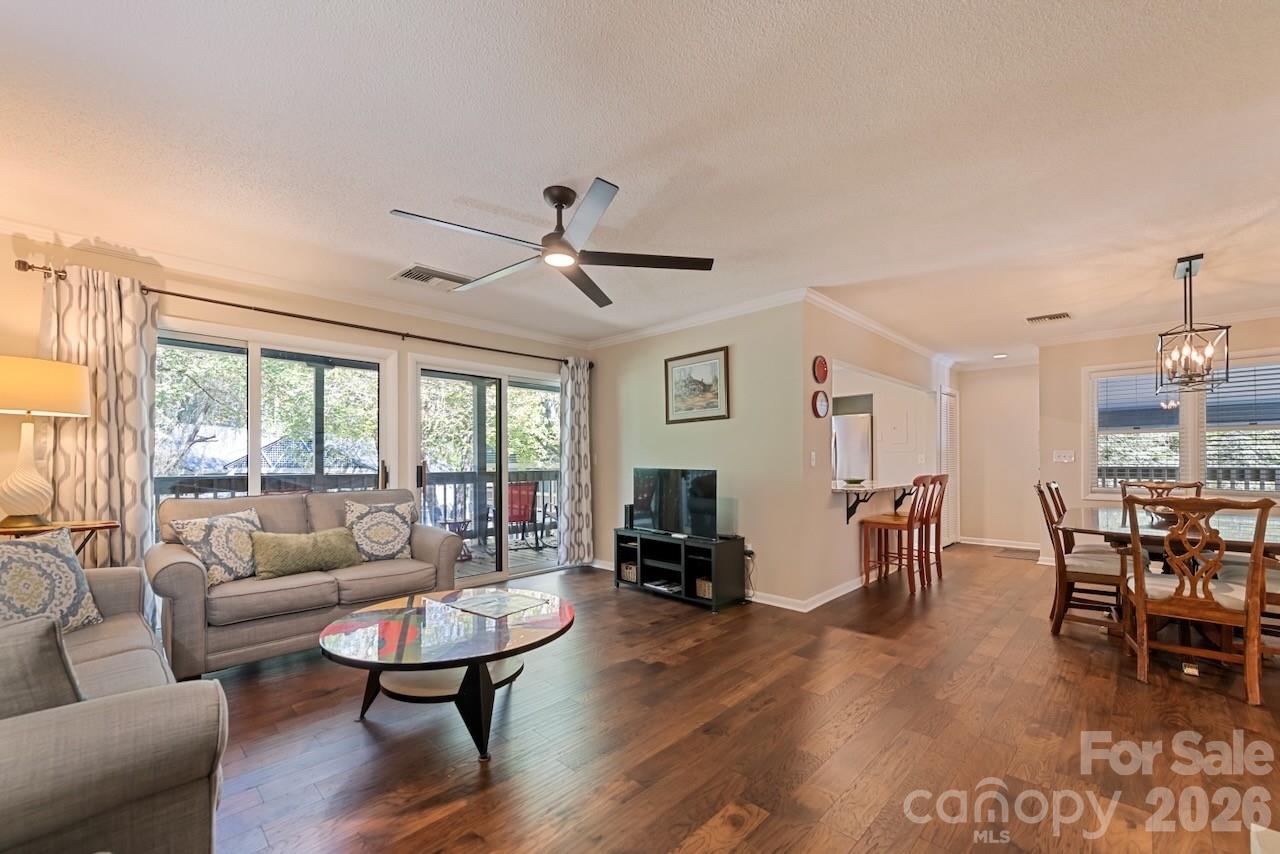 Tri Vista Villas - Residential