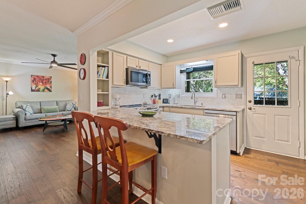 Tri Vista Villas - Residential