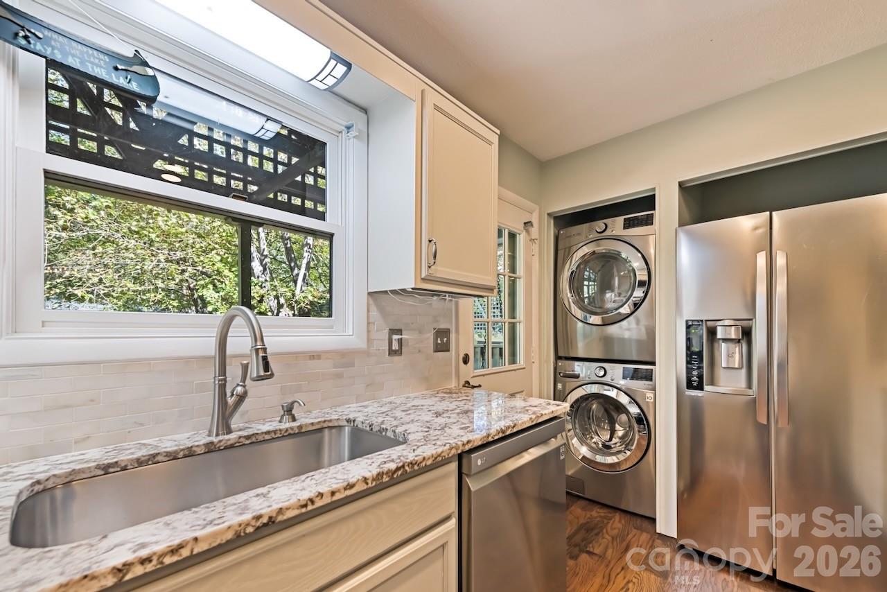 Tri Vista Villas - Residential