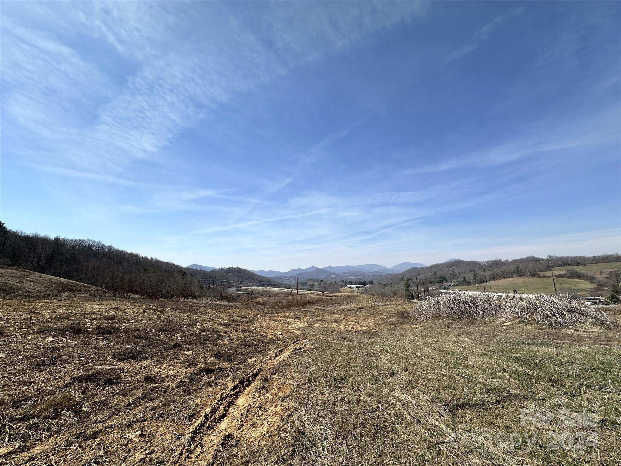 Boone, North Carolina 28607, United States, ,Commercial,Under Contract,56058