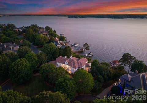 Photo of 16920 Harbor Master Cove, Cornelius, NC 28031 (MLS # 4394741)