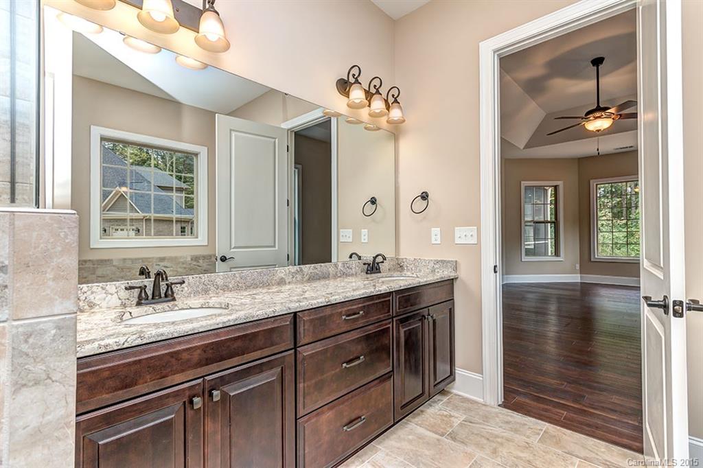 The Coves On River Oaks - Residential