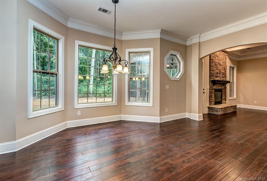 The Coves On River Oaks - Residential