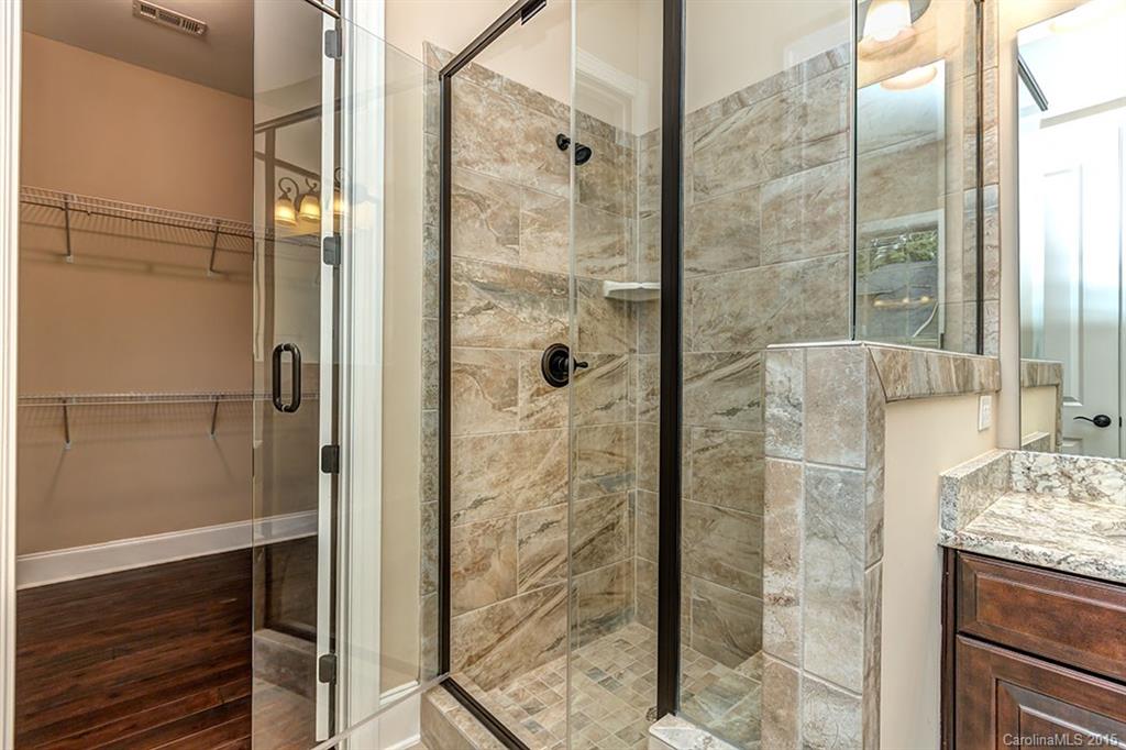 The Coves On River Oaks - Residential