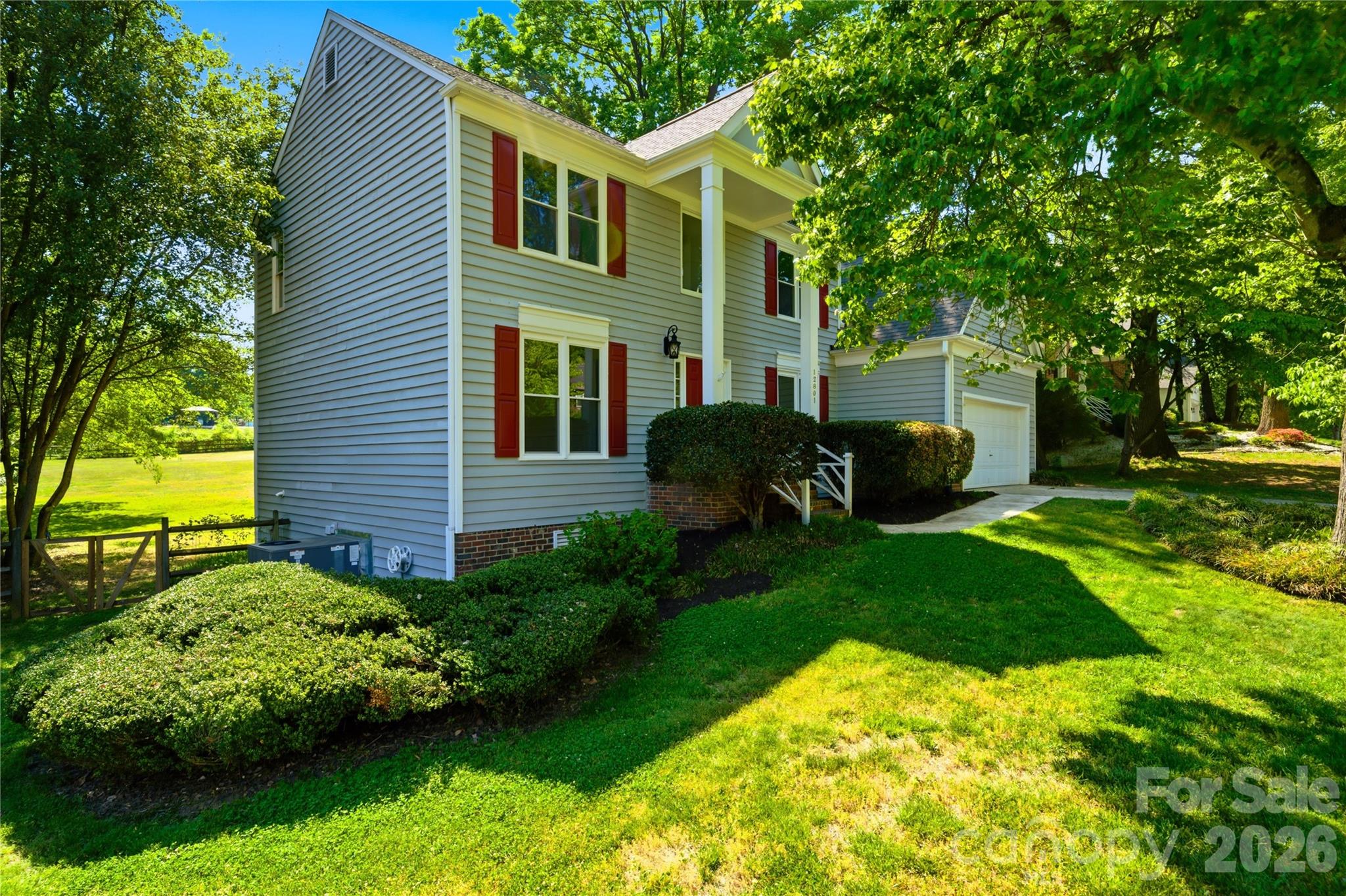 12801 Angel Oak Drive