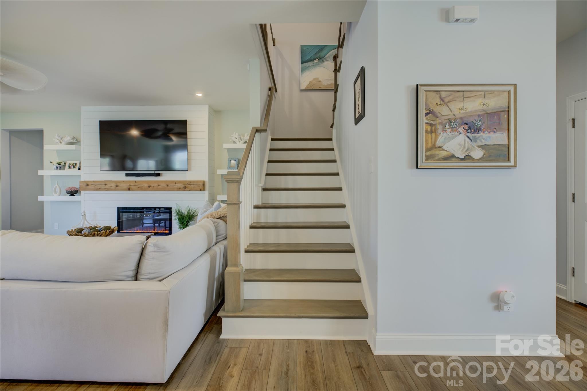 Lakeside Glen - Residential