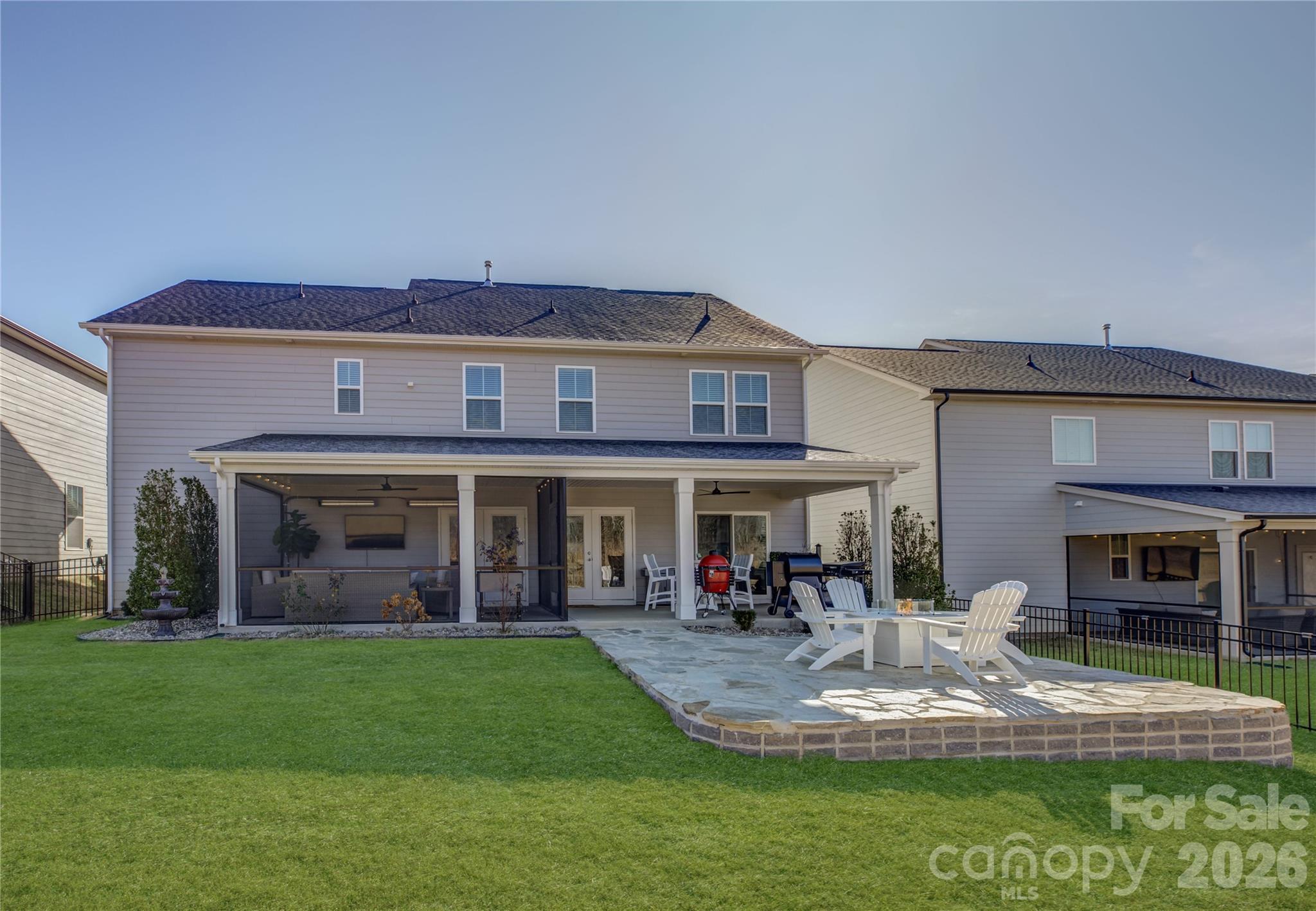 Lakeside Glen - Residential