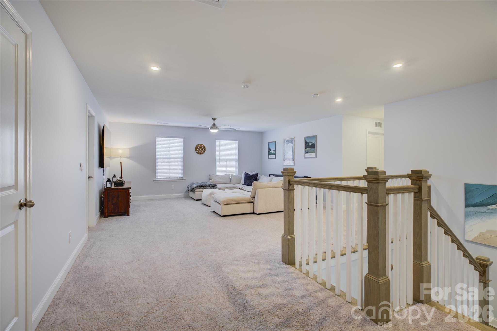 Lakeside Glen - Residential