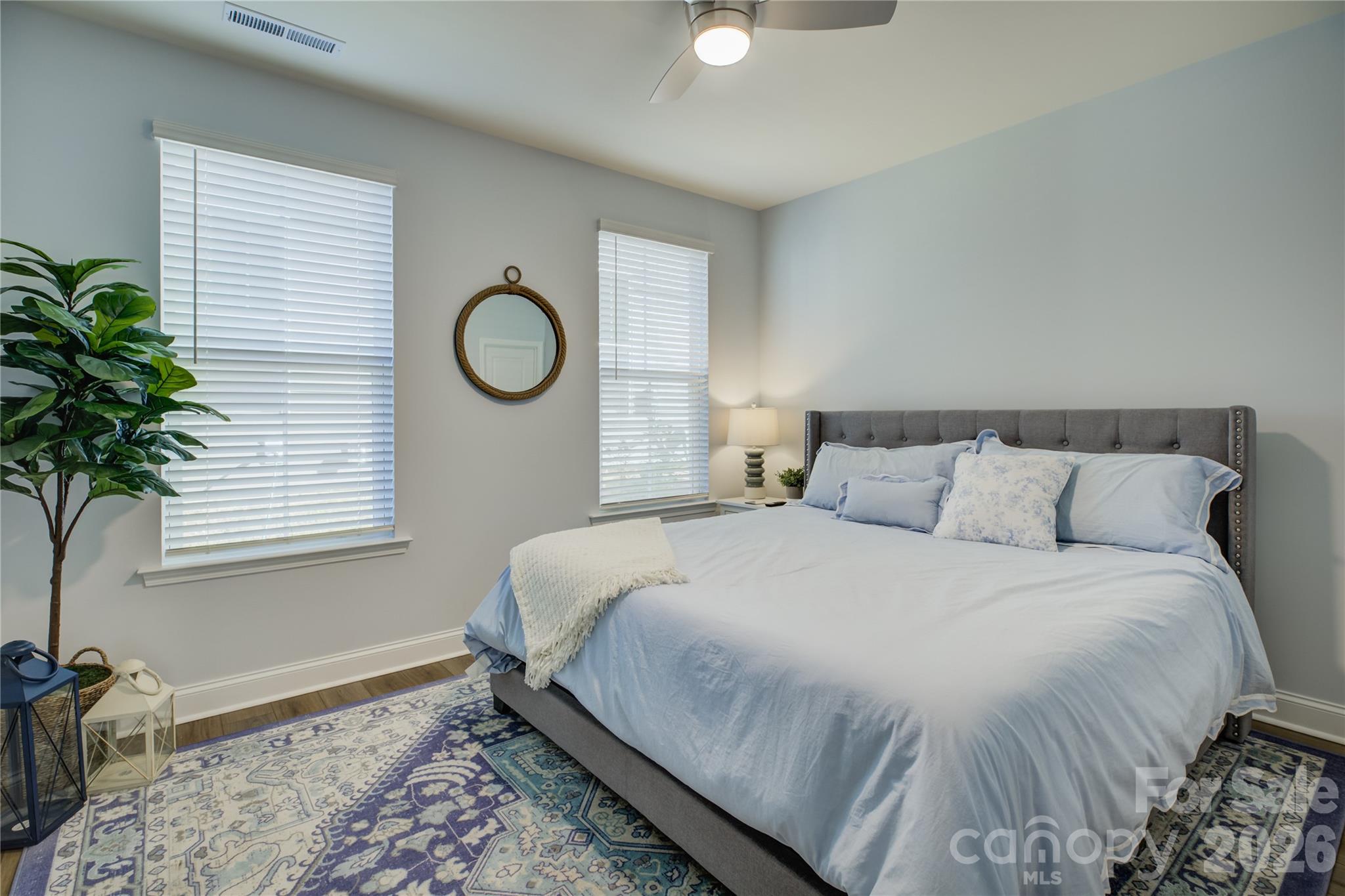 Lakeside Glen - Residential