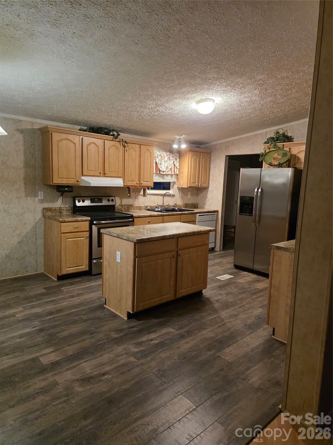 1409 Clayton Drive