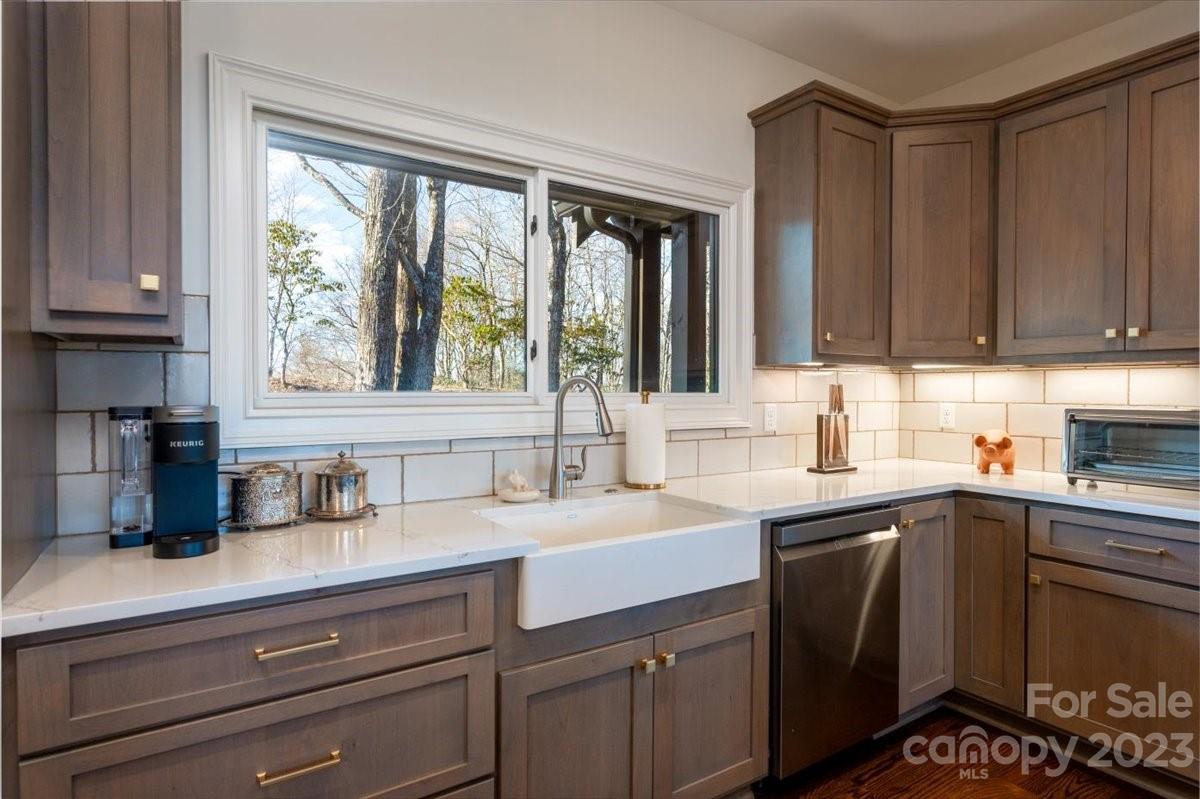 Connestee Falls - Residential