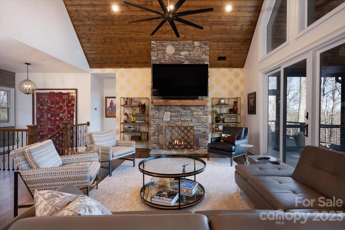 Connestee Falls - Residential