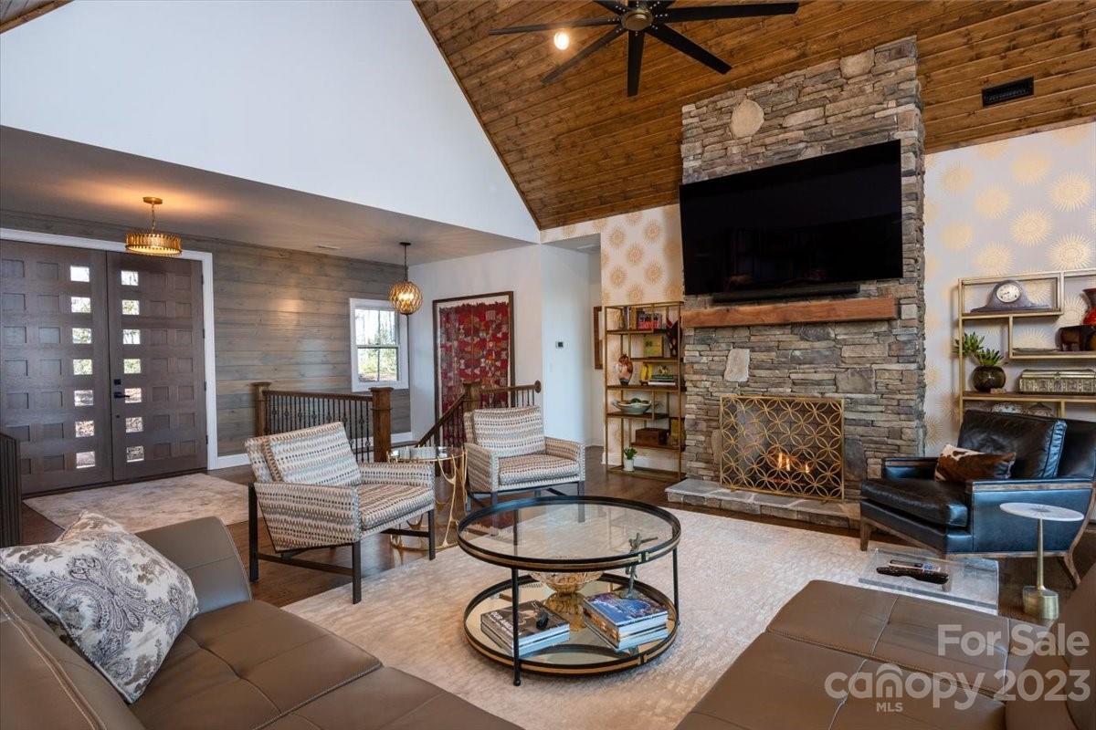 Connestee Falls - Residential