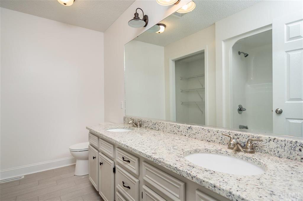 South Lakes - Residential