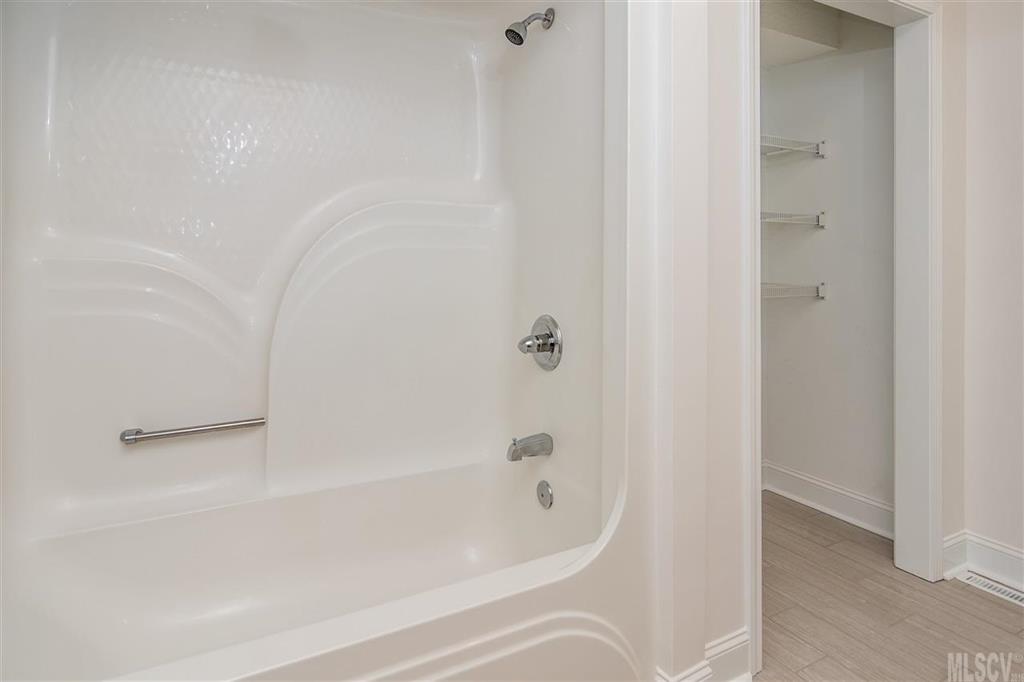 South Lakes - Residential