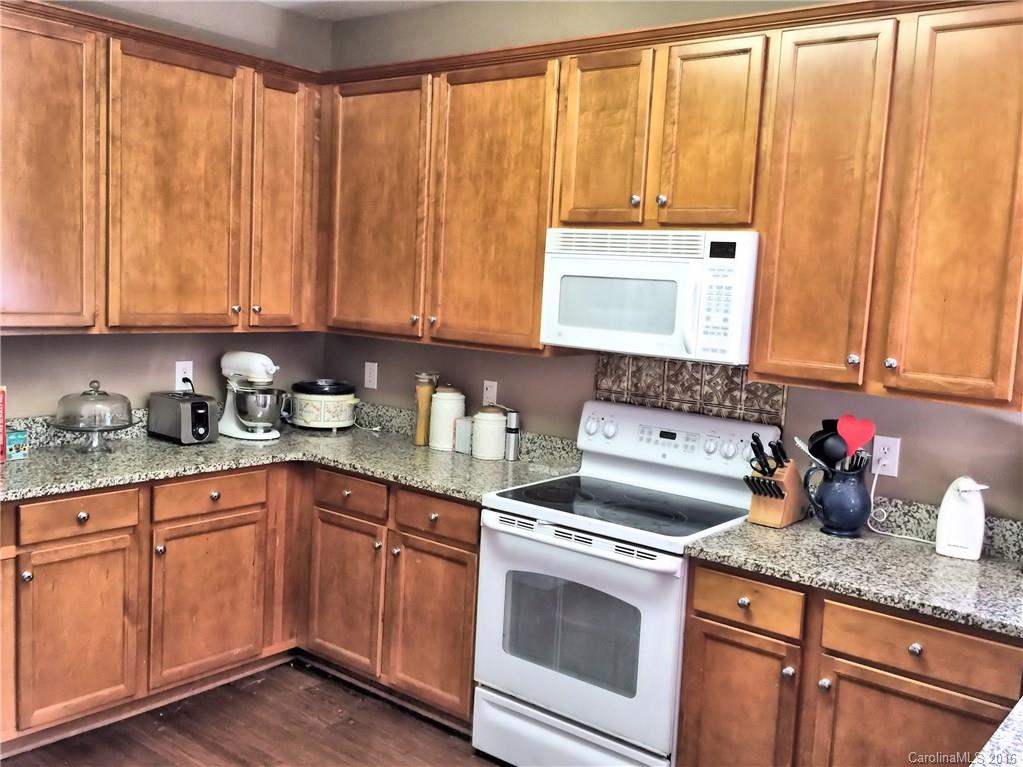 Sandy Pointe - Residential