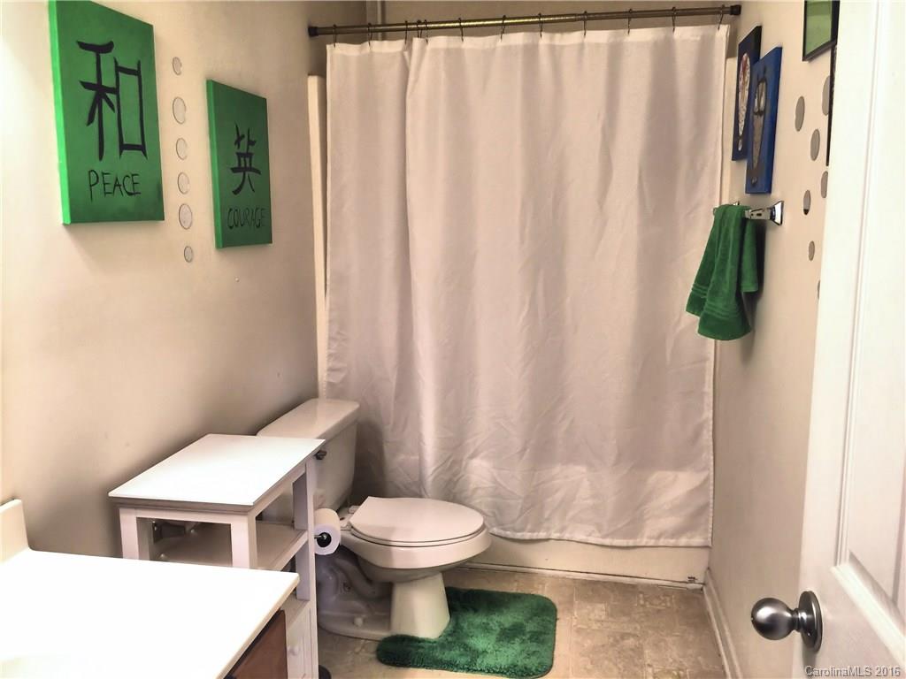 Sandy Pointe - Residential