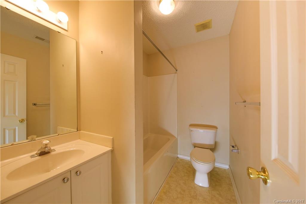 Longview Oaks - Residential