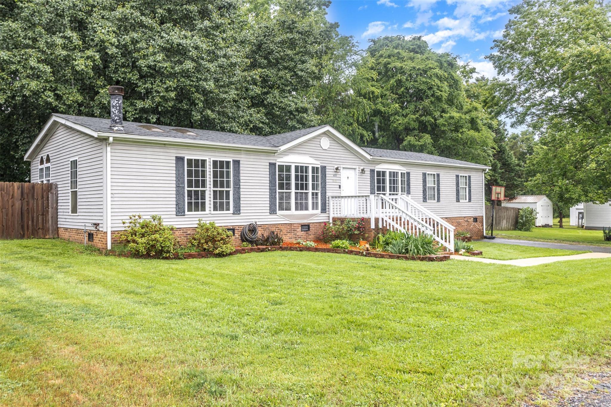 403 Carpenter Parker Lane