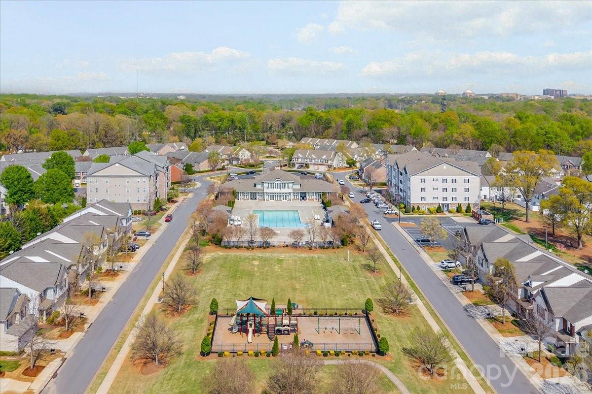 Park South Station - Residential