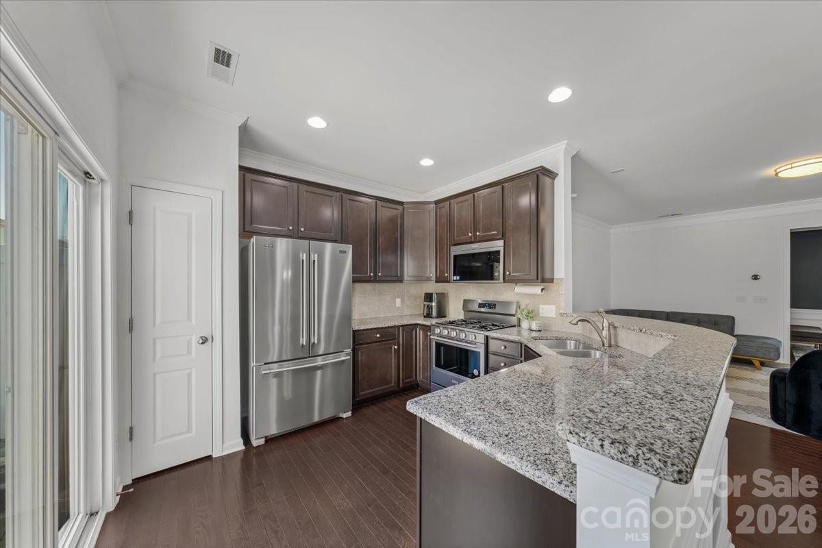 Park South Station - Residential