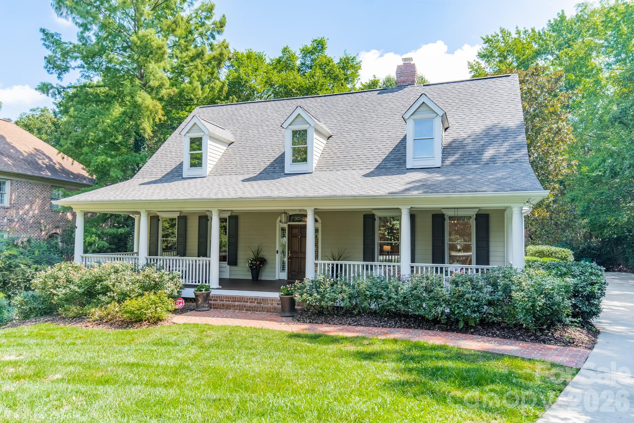304 S Canterbury Road