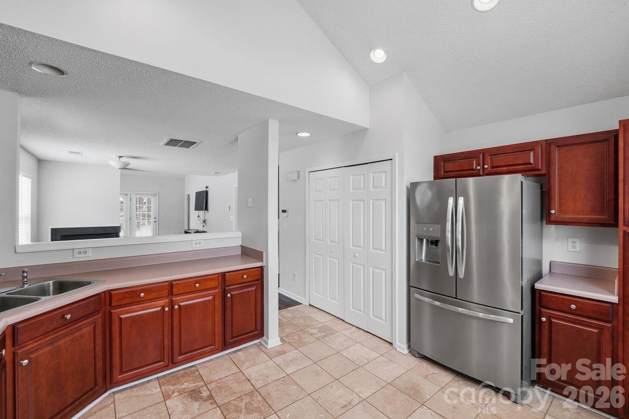 Holly Ridge - Residential