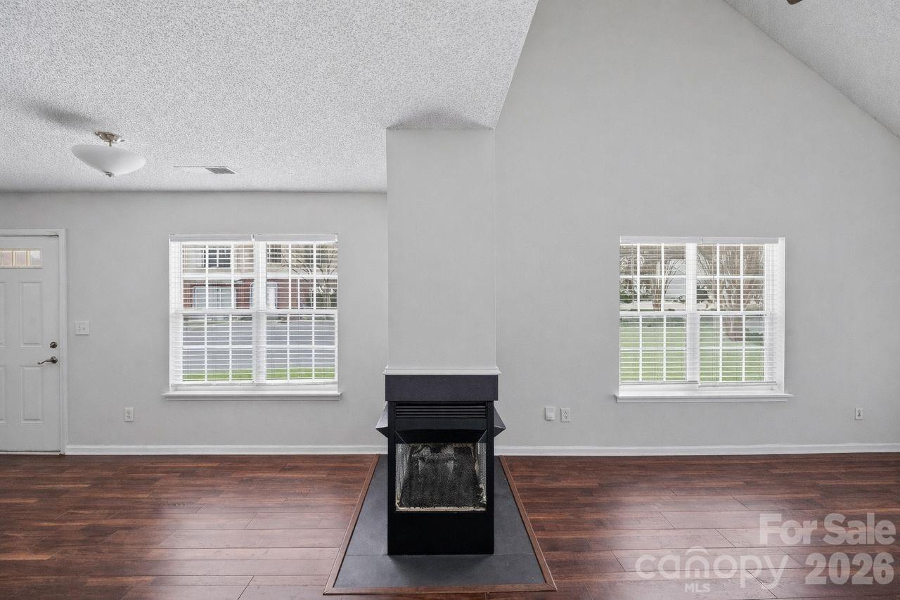 Holly Ridge - Residential