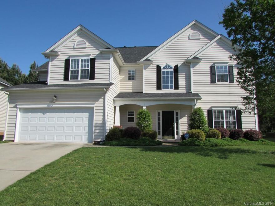 Beautifully maintained home in Ballantyne area w/ private flat fenced in backyard.  All bedrooms upstairs, bonus room could be 5th bedroom.  Elegant 2 story foyer with turned staircase.  Formal Living Room with columns opens to Formal Dining room, perfect for entertaining.  Kitchen is open to Breakfast Area & Great Room with Gas FP.  This home has tons of natural light and windows, making for a cheery atmosphere.  Entire home is very neutral, great schools, nearby shopping, and restaurants too!