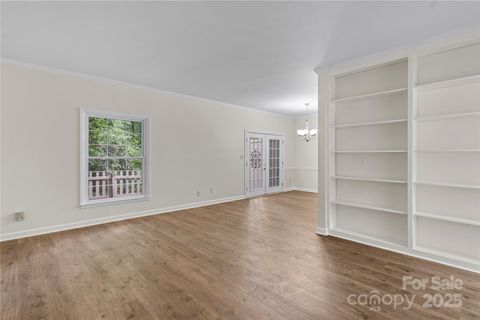 5929 Quail Hollow Road B Charlotte NC 28210