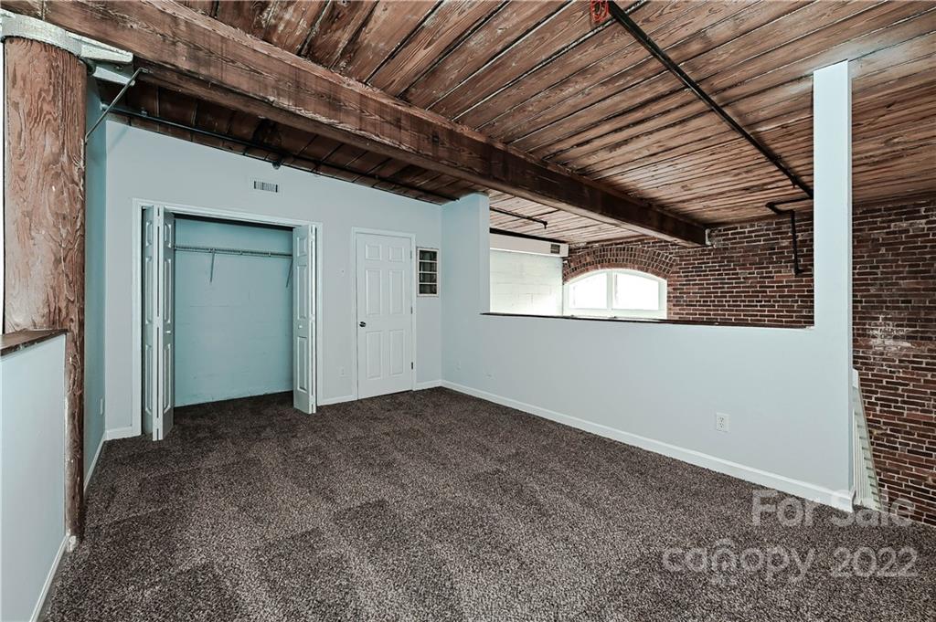 FoxRidge Lofts - Residential