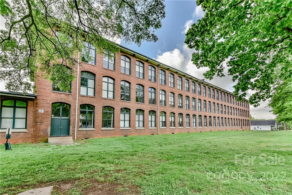 FoxRidge Lofts - Residential