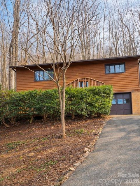 Photo of 8 Shadywood Circle, Asheville, NC 28803 (MLS # 4350923)