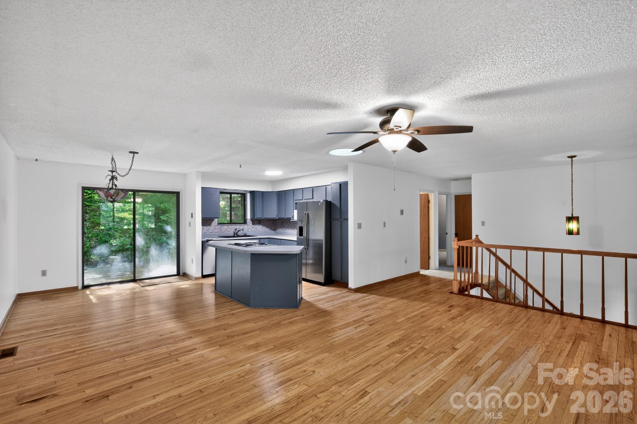8 Shadywood Circle