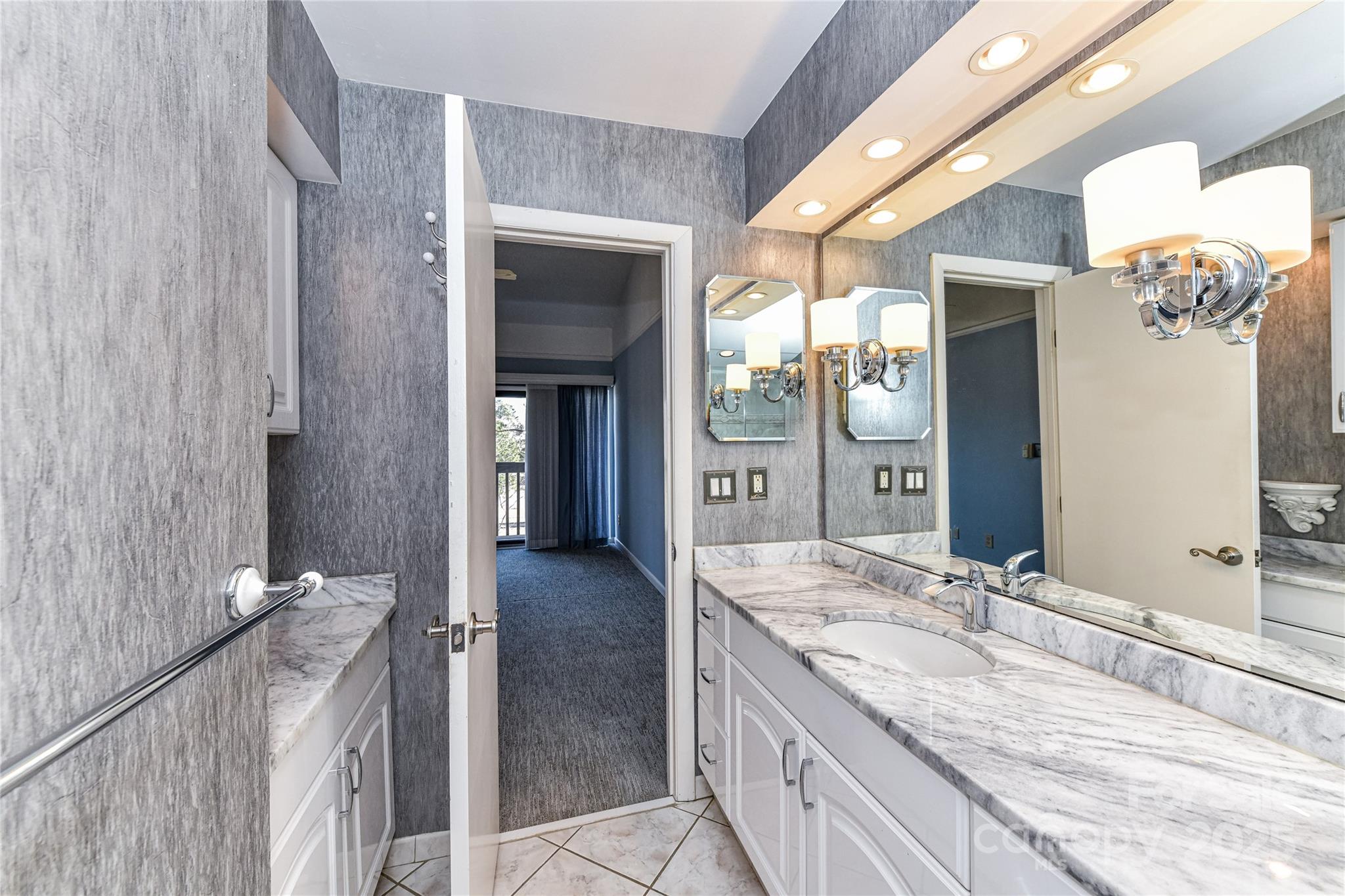 River Hills - Residential