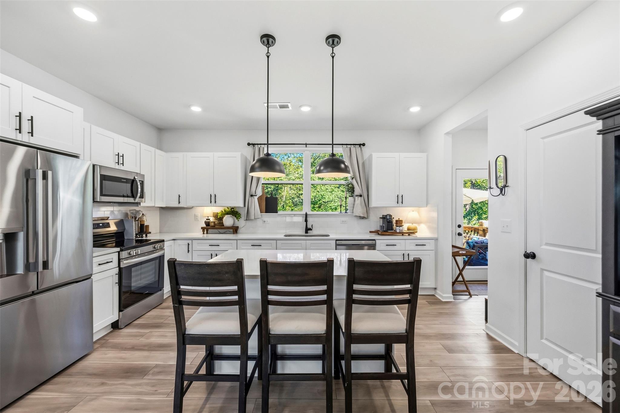 302 Cherry Street 255